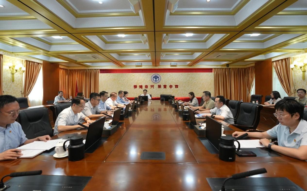 广东外语外贸大学校园活动或风景照片