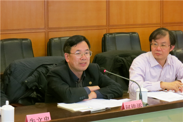 何传添介绍我校学部制改革情况 何传添介绍我校学部制改革情况