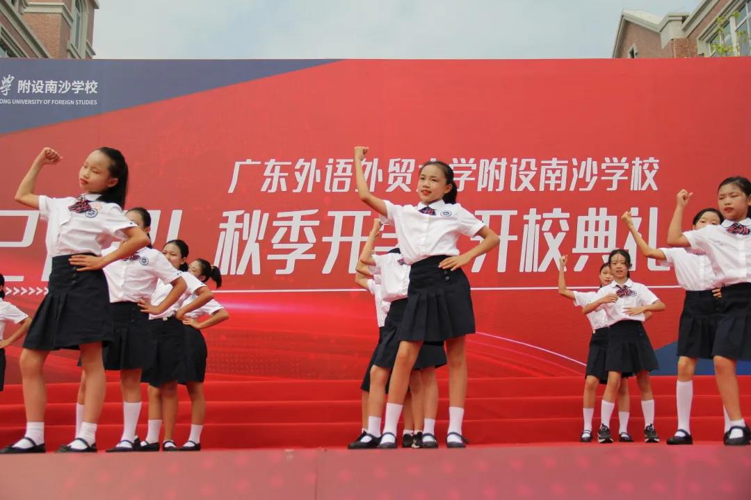 换跳舞.jpg 换跳舞.jpg