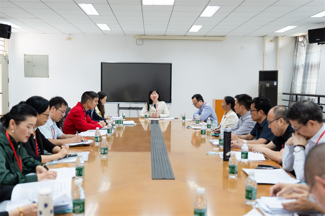 校教代会执委会、工会委员会工作会议.jpg
