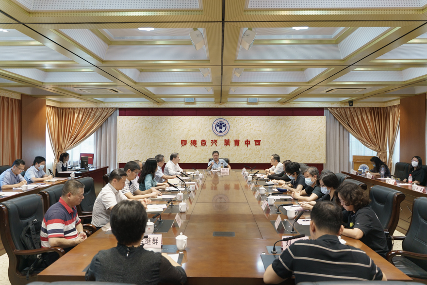 会议全景-2.jpg