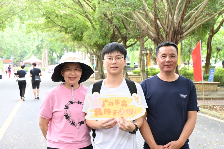 中文.jpg 中文.jpg