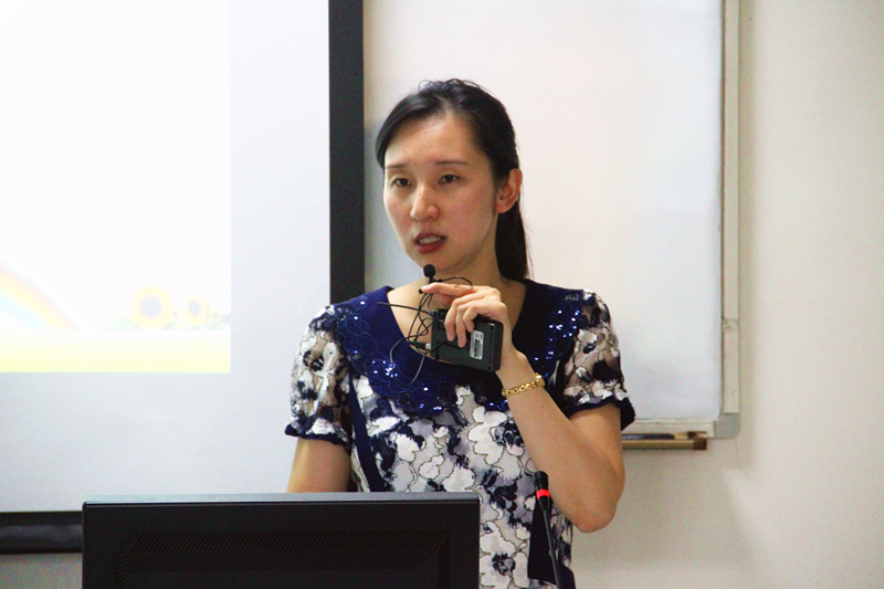 30青年教师"微格教室"接受训练-广东外语外贸大学