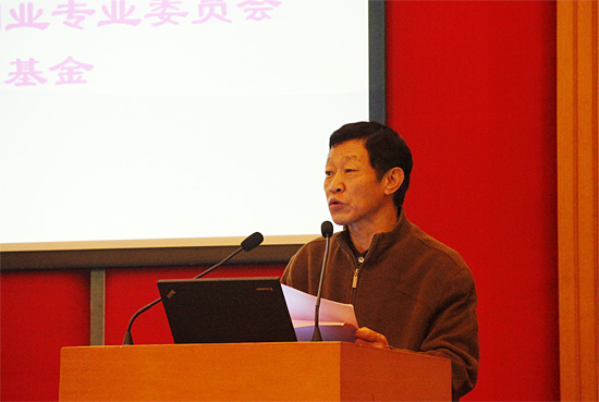 许国彬